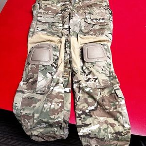 Crye Precision Gen 2 Tactical Pants with Knee Pads